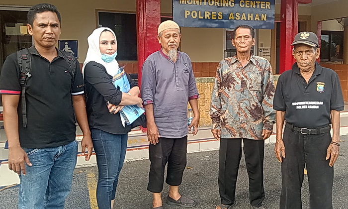 Polres Asahan menerima laporan atas dugaan oknum polisi jadi mafia tanah di Desa Rawa Sari, Kecamatan Aek Kuasan, Asahan.