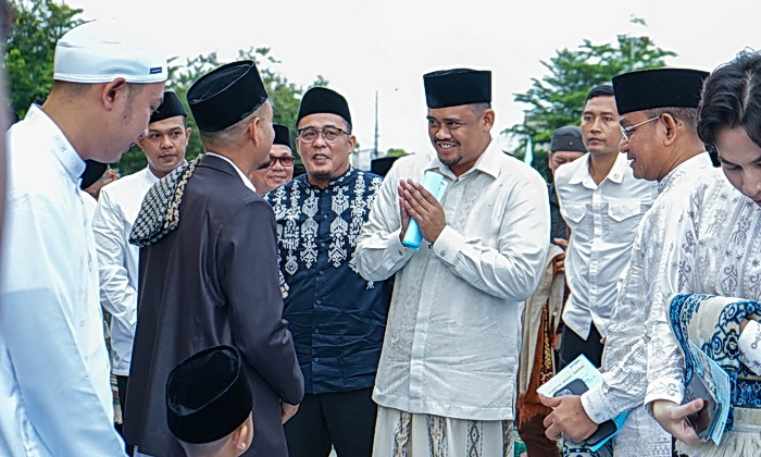 Wali Kota Medan Bobby Nasution mengajak masyarakat memaknai hari besar Islam ini dengan saling memaafkan, silaturahmi, dan berbagi