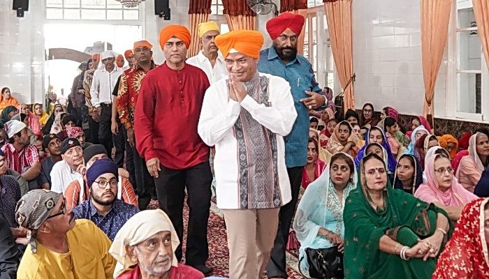 Pj Gubernur Sumut Hassanudin menghadiri Perayaan Vaisakhi bersama Umat Sikh di Gurdwara Sri Guru Nanak Dev Ji Jalan Teuku Umar No 14 - 16 Medan, Sabtu (13/4/2024)
