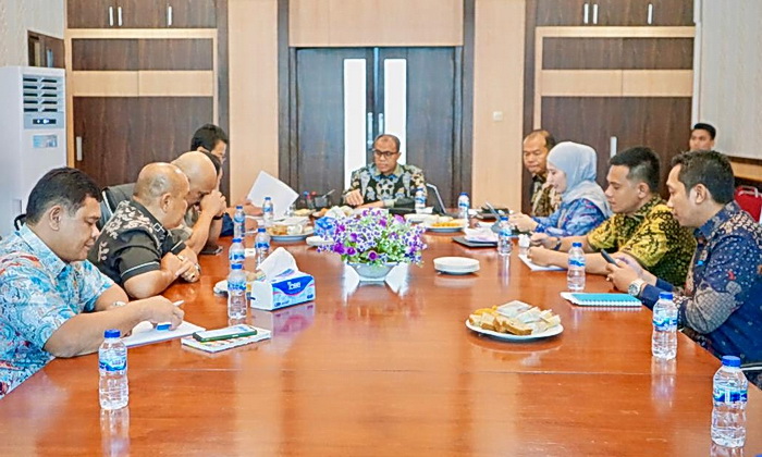 Pj Bupati HM Faisal Hasrimy memimpin lanjutan Rapat Pembahasan Permohonan Usulan Dana Hibah dari Agriculture Cooperation Project ODA kepada Pemkab Langkat.