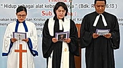 Pemerintah Kabupaten Humbang Hasundutan (Humbahas) bersama masyarakat melaksanakan Ibadah Perayaan Paskah Tahun 2024 di Aula Hutamas Perkantoran Tano Tubu, Doloksanggul, Rabu (3/4/2024).