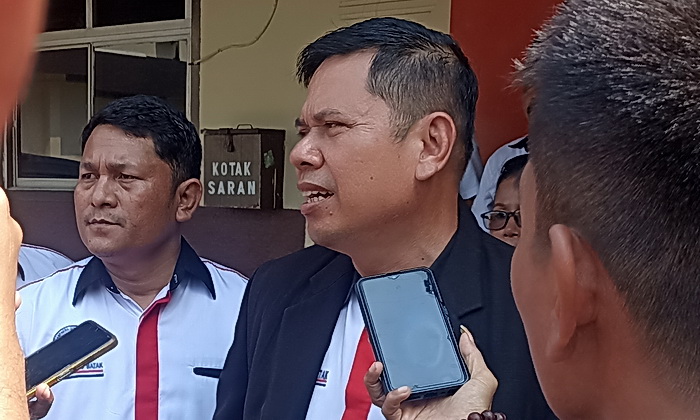 Ketua Umum DPP HBB (Horas Bangso Batak) Lamsiang Sitompuil SH MH, menyambut baik dan mendukung sepenuhnya putusan MK dalam sengketa Pilres 2024.