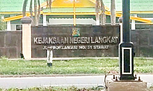 Jaksa Agung ST Burhanuddin melakukan rotasi besar-besaran termasuk pejabat di jajaran Kejaksaan Tinggi Sumut.