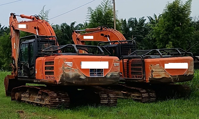 penambangan tanah kaolin diduga ilegal di Desa Bandar Pulau Pekan, Kecamatan Bandar Pulau, Asahan kembali beroperasi, sebagaimana terpantau, Selasa (25/6/2024).