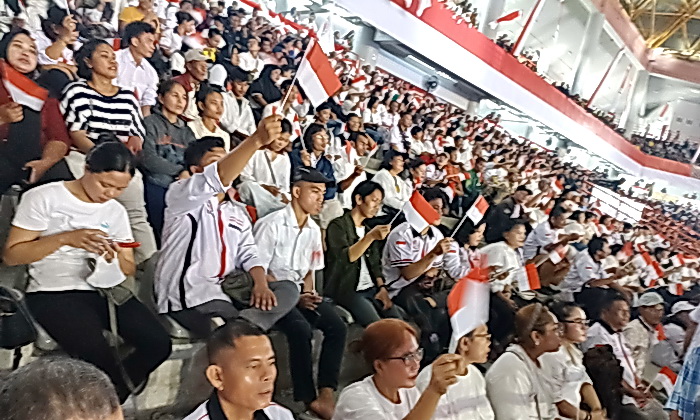 Puluhan ribu anggota HBB (Horas Bangso Batak) se-Sumatera Utara, siap mendukung pelaksanaan Pilkada Serentak 2024 yang aman, damai, dan kondusif.