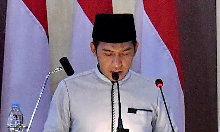 Fraksi FPKS DPRD Medan mempertanyakan sejumlah permasalahan terkait Rancangan APBD TA 2025. Beberapa di antaranya yakni, terkait realisasi target retribusi pelayanan parkir tepi jalan umum, masalah pengangguran, pertumbuhan ekonomi dan lainnya.