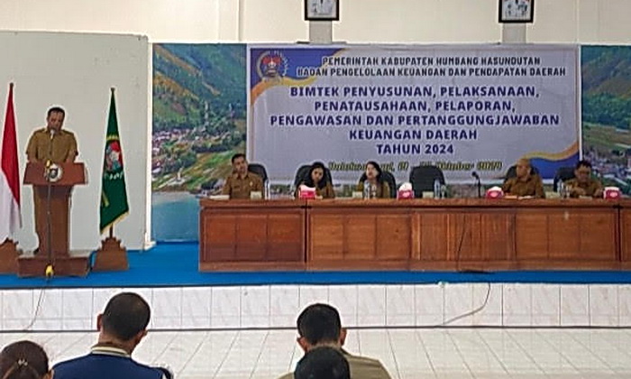 Pejabat pengelola keuangan memiliki peran yang penting dalam pengelolaan dan pertanggungjawaban keuangan daerah