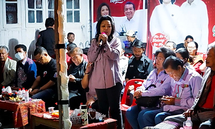 Mengentaskan pengangguran di Kabupaten Tapanuli Utara (Taput), Calon Bupati Santika Simamora akan mengalokasikan anggaran untuk membangun balai pelatihan agar para generasi muda memiliki keterampilan sehingga memiliki daya saing.