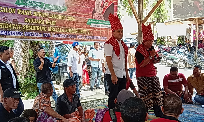 Seribuan masyarakat Suku Karo mendukung Adli Tama Hidayat Sembiring menjadi Calon Wakil Bupati mendampingi Iskandar Sugito sebagai Calon Bupati Langkat Nomor Urut 02 dengan jargon BISA.