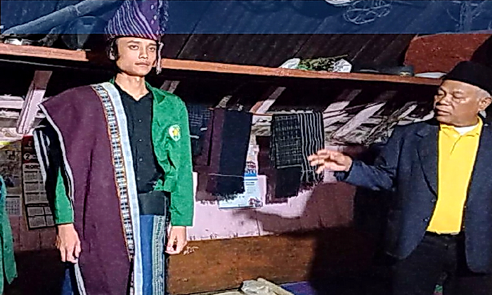 Makna letak pemakaian Ulos dalam Budaya Batak sangat penting dan simbolis, karena setiap cara pemakaian memiliki arti dan pesan tertentu.