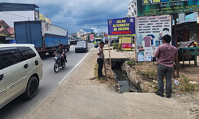 Polres Labuhanbatu Selatan (Labusel) menyiapkan 5 titik jalur alternatif untuk mudik Natal 2024 dan Tahu Baru 2025.