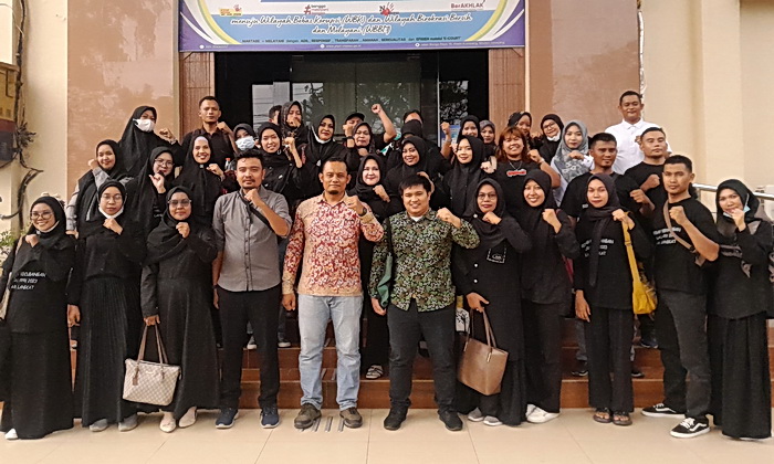Pengadilan Tinggi Tata Usaha Negara (PTTUN) akhirnya menguatkan putusan Pengadilan Tata Usaha Negara (PTUN) terkait upaya banding pihak Bupati Langkat atas putusan PTTUN Medan sebelumnya pada tanggal 26 September 2024 lalu yang memenangkan ratusan guru honorer Langkat melawan Bupati Langkat.
