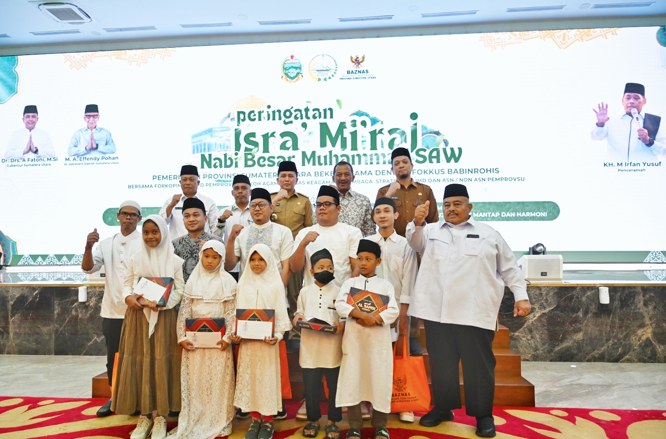 Penjabat (Pj) Gubernur Sumatera Utara (Sumut) Agus Fatoni mengajak seluruh masyarakat, khususnya para Aparatur Sipil Negara (ASN) Pemerintah Provinsi (Pemprov) untuk menguatkan rasa syukur kepada Allah dan menjaga amal baik. Hal tersebut disampaikan Fatoni pada acara peringatan Isra Mikraj 1446 H di Aula Raja Inal Siregar, Kantor Gubernur, Medan, Sumut, Selasa (4/2/2025).