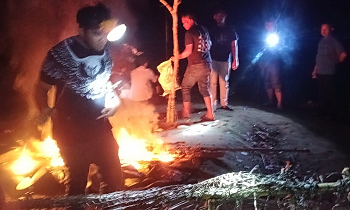 Sat Narkoba Polres Langkat kembali menggerebek sebuah gubuk di areal perkebunan kelapa sawit di Dusun I Desa Sekoci, Kecamatan Besitang, Kabupaten Langkat, Selasa (4/2/2025).