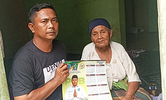 anggota DPRD Labuhanbatu Penry Patartua Nababan, menggelar kegiatan bakti sosial pada dua kecamatan dan empat desa di daerah pemilihannya.