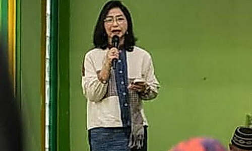 Wakil Bupati Humbahas Junita R Marbun menghadiri acara buka puasa bersama tokoh agama dan Umat Muslim Kabupaten Humbang Hasundutan, di Masjid Raya Doloksanggul, Selasa (25/3/2025).