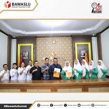 bawaslu sumut tandatangani mou