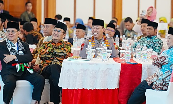 Kapolri Jenderal Listyo Sigit Prabowo menghadiri kegiatan silaturahmi nasional ormas-ormas Islam dan Halal Bihalal Idul Fitri 1446 Hijriah Majelis Ulama Indonesia (MUI).
