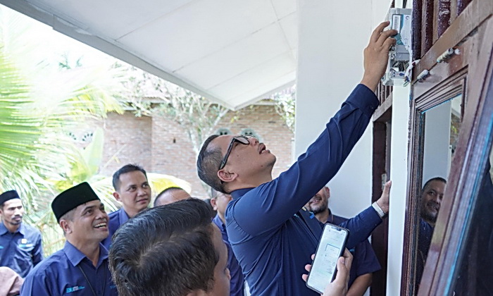 Berkat kepedulian dan kebersamaan pegawai PLN UP3 Binjai, Suardi kini dapat menempati rumah yang lebih layak dan nyaman untuk dihuni bersama keluarganya.