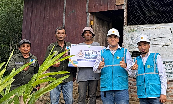 Cahaya harapan menyinari kediaman Andi Novi di Jalan Sibatubatu Kelurahan Bah Kapul Kecamatan Siantar Sitalasari, Kota Pematangsiantar