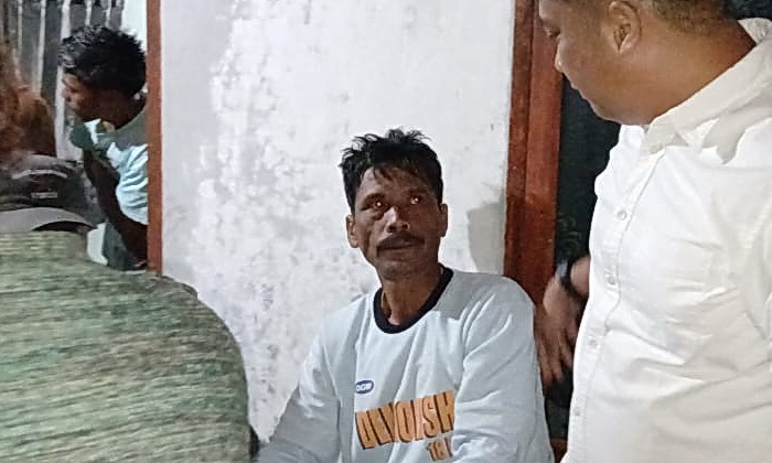 Tim Intelijen dan Pidum Kejari Samosir bersama personil Polres Samosir mengamankan DPO terpidana tindak pidana penganiayaan