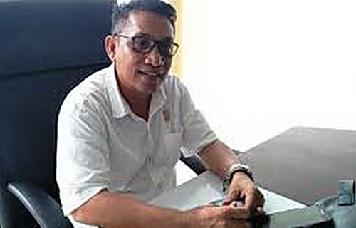 Anggota Komisi IV DPRD Medan Edwin Sugesti Nasution SE MM mendesak aparat Kecamatan Medan Tembung, termasuk lurah, camat, serta Dinas Perhubungan Kota Medan, untuk segera menertibkan aktivitas bongkar muat yang terjadi di sepanjang Jalan Pukat II, Kelurahan Bantan Timur.