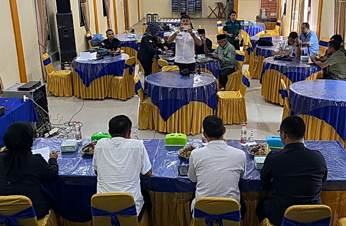 Perwakilan Forkopimda Batubara menggelar Rakor Tim Pengawasan Aliran Kepercayaan dan Aliran Keagamaan dalam Masyarakat (PAKEM) Triwulan II Tahun 2025 di Aula Hotel Banyuwangi, Kecamatan Limapuluh, Rabu (30/07/2025).