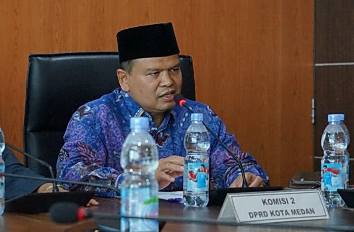 Ketua Komisi II DPRD Medan H Kasman bin Marasakti Lubis Lc MA berkomitmen untuk terus mengawal permasalahan terkait guru honorer yang telah lulus seleksi Pegawai Pemerintah dengan Perjanjian Kerja (P3K) namun belum dilantik hingga saat ini