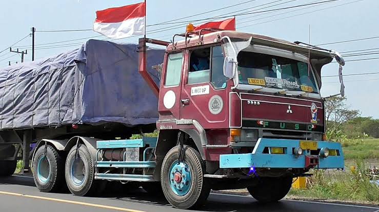 asosiasi pengemudi truk logistik