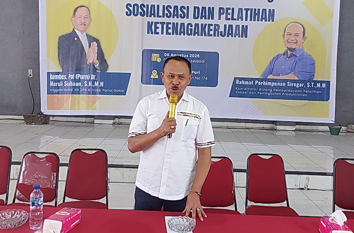 Dr Maruli Siahaan SH MH sebagai anggota Komisi XIII DPR RI dan Ketua Umum PPSD Siahaan Indonesia, menghadiri Sosialisasi dan Pelatihan Ketenagakerjaan