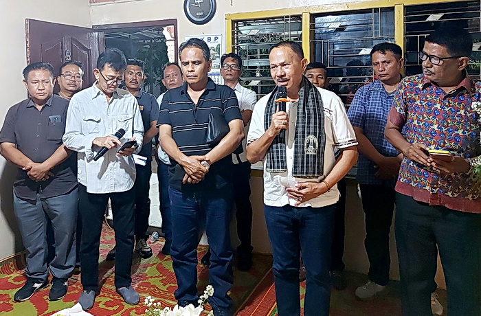 Dr Maruli Siahaan SH MH, Rabu (6/8/2025), melakukan kunjungan sosial (melayat) untuk menyampaikan kata-kata penghiburan berupa turut berdukacita
