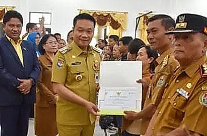 Dr Oloan P Nababan membuka secara resmi Forum Konsultasi Publik Bidang Kesehatan Tahun 2025 di Pendopo Perkantoran Bukit Inspirasi, Doloksanggul, Senin (4/8/2025).