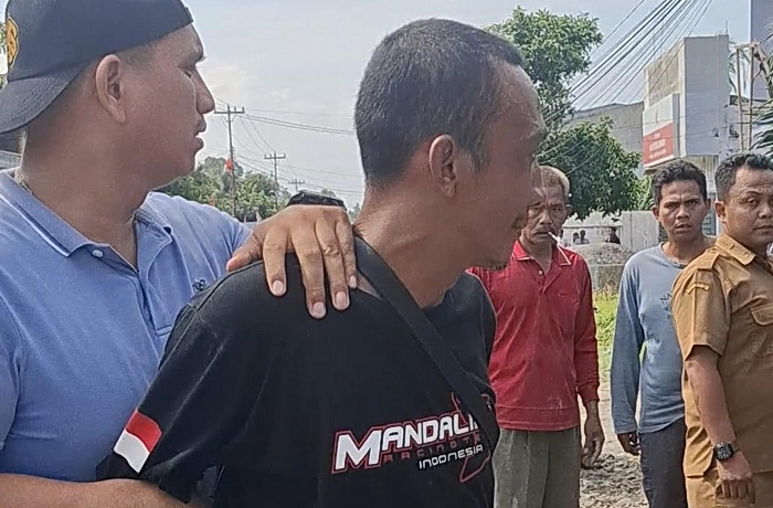 Polsek Salapian Polres Langkat Polda Sumut, berhasil meringkus JM yang merupakan pelaku pembacokan korban Agustian Andika, Selasa (5/8/2025)