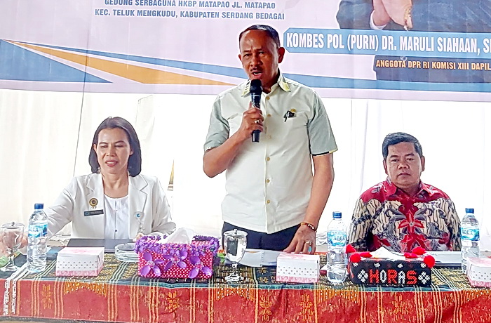 Anggota DPR RI Kombes Pol (Purn) Dr Maruli Siahaan SH MH bersama Kementerian HAM Sumatera Utara melaksanakan Sosialisasi Mewujudkan Masyarakat Sadar Hak Asasi Manusia Melalui Implementasi P5HAM.