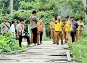 Bupati : Jangan sampai ada Warga Ujung Padang Urus KTP dan Akta Lahir Ke Raya 