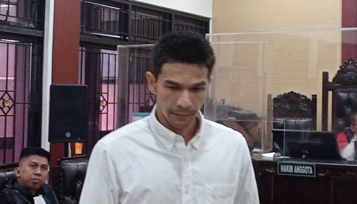 aktor jonathan frizzy divonis penjara