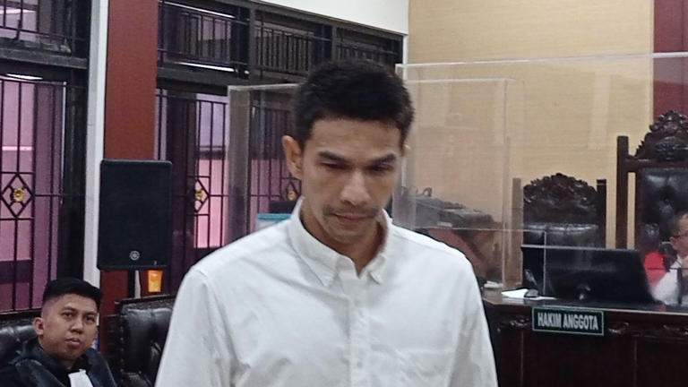 aktor jonathan frizzy divonis penjara