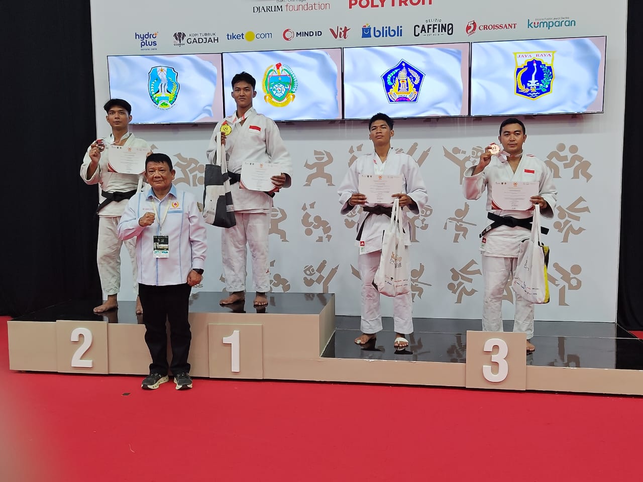 diki hartato sumbang emas sumut