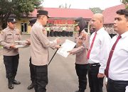 Kapolres Binjai Berikan Penghargaan 39 Personil Berprestasi