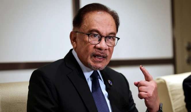 malaysia wacanakan larang siswa gunakan hp