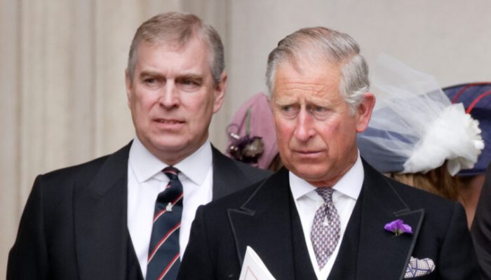 raja cherles iii mencabut gelar pangeran andrew