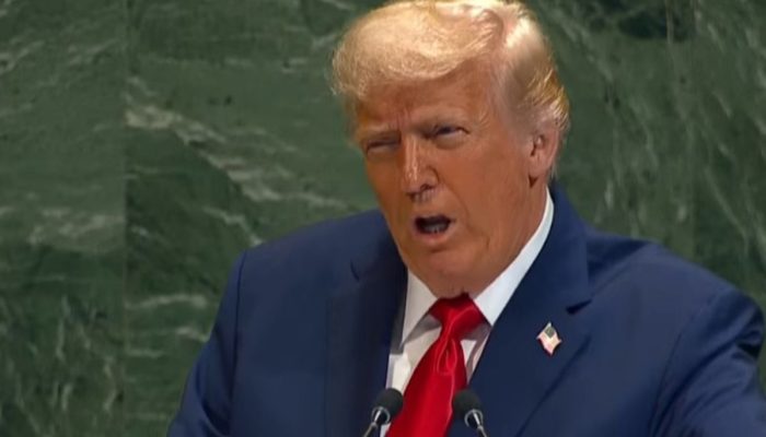 donald trump banggakan persenjataan amerika