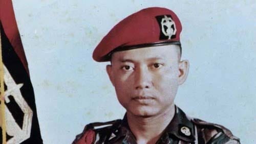 sarwo edhie wibowo jadi pahlawan nasional