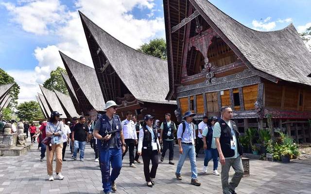 unesco di geopark danau toba