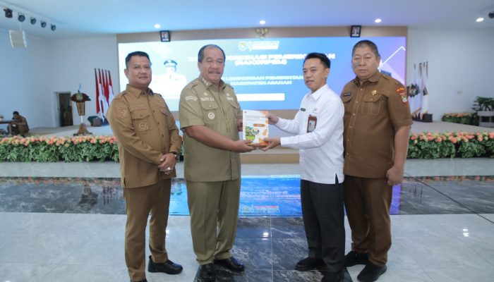 Bupati Asahan Taufik Zainal Abidin SSos MSi pimpin rakorpem bulan Maret diaula melati, Senin (9/3).