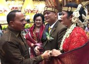 Dr Maruli Siahaan Hadiri Acara Adat Pernikahan pada 2 Lokasi di Medan
