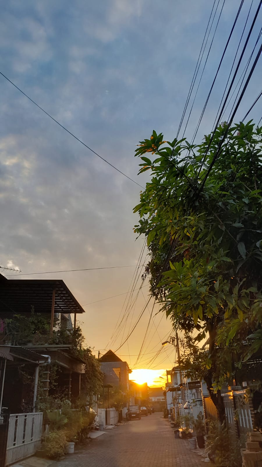 Waspadai cuaca di Sumut yang cukup ekstrem. DP SILALAHI