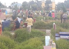 Ratusan Umat Kristen Ziarah ke Makam Orangtua di Pematangsiantar