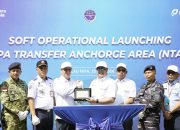 Direktur Utama Pelindo Achmad Muchtasyar Soft Launching NTAA di Perairan Nipa Batam