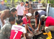 PWPM Sembelih Dua Sapi Kurban Bantuan Wali Kota Medan Rico Waas